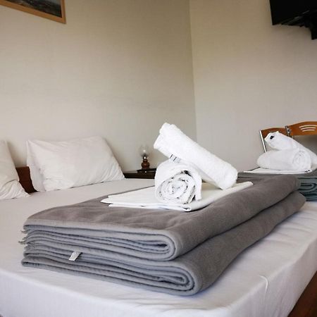 Apartments Plazibat Škrip エクステリア 写真