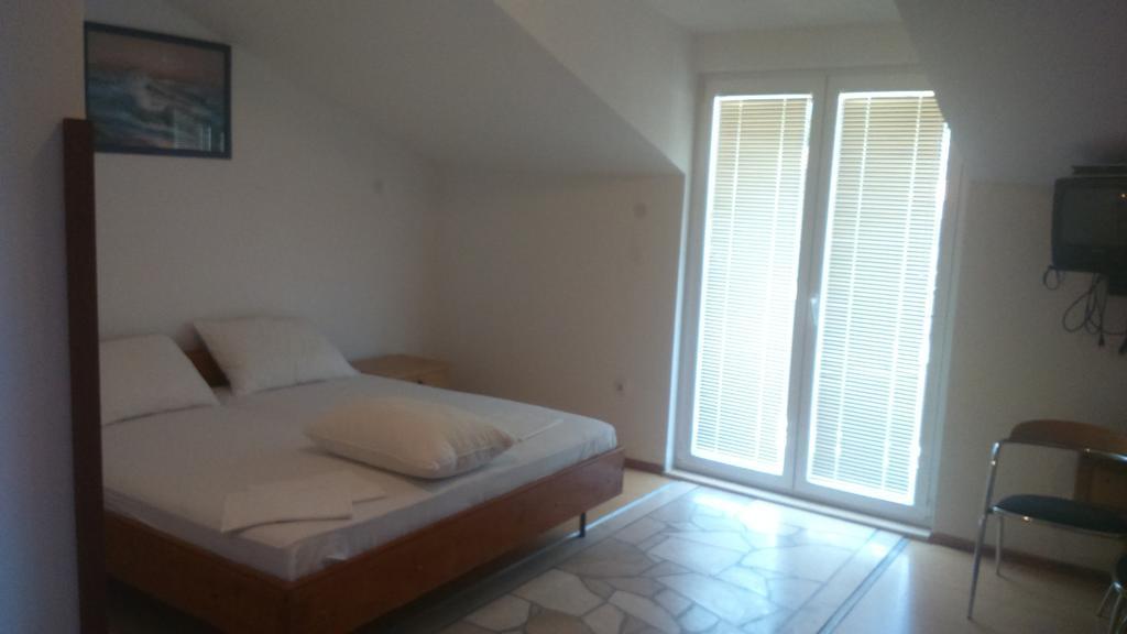 Apartments Plazibat Škrip 部屋 写真